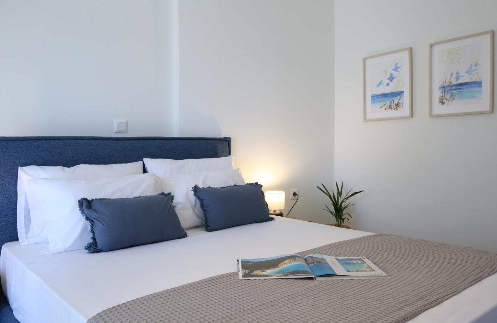 Almyra Seafront Residence Lygia  Room photo